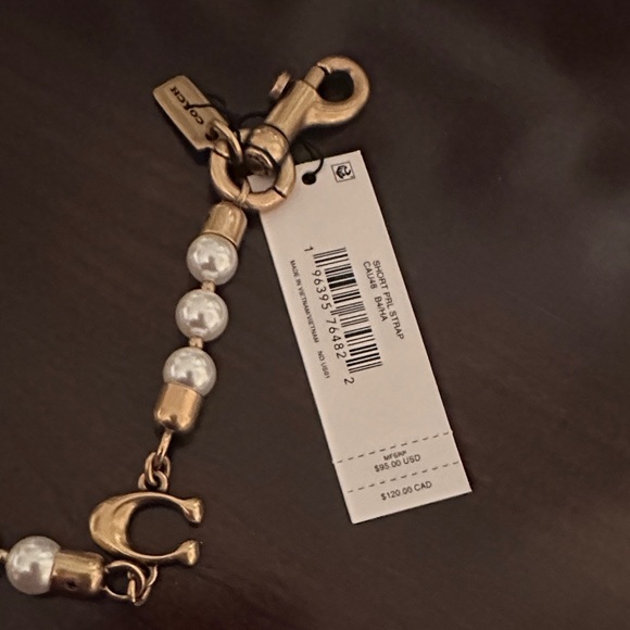 Coach Short Pearl and Gold Chain Strap - Picture 3 of 5